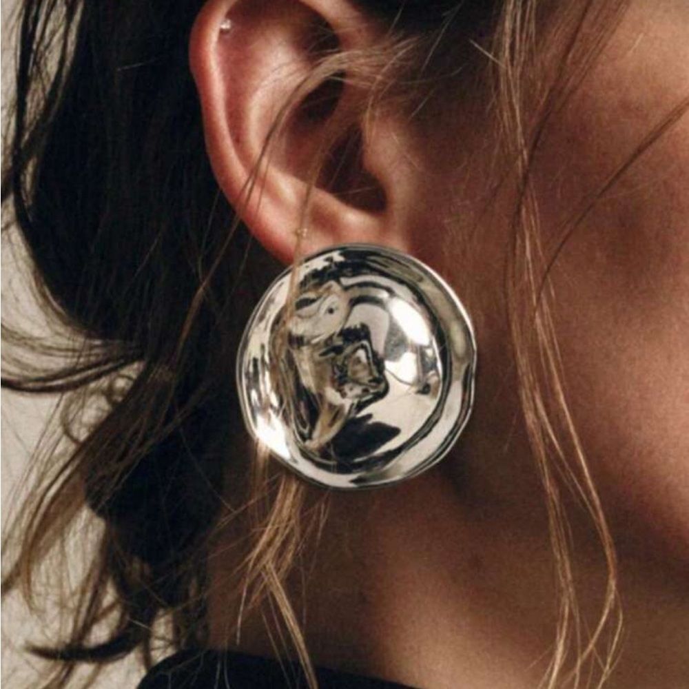 Elegant Silver Statement Earrings R128
